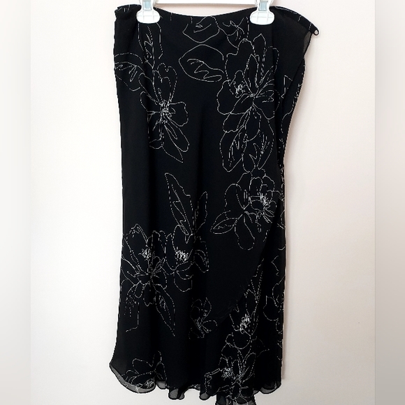 Alfani Y2K Silk Scalloped Hem Black Midi Floral Wrap Skirt - size 8 - Picture 1 of 9